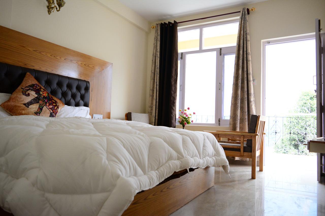 Ambika Bliss Bed & Breakfast Manali  Bagian luar foto