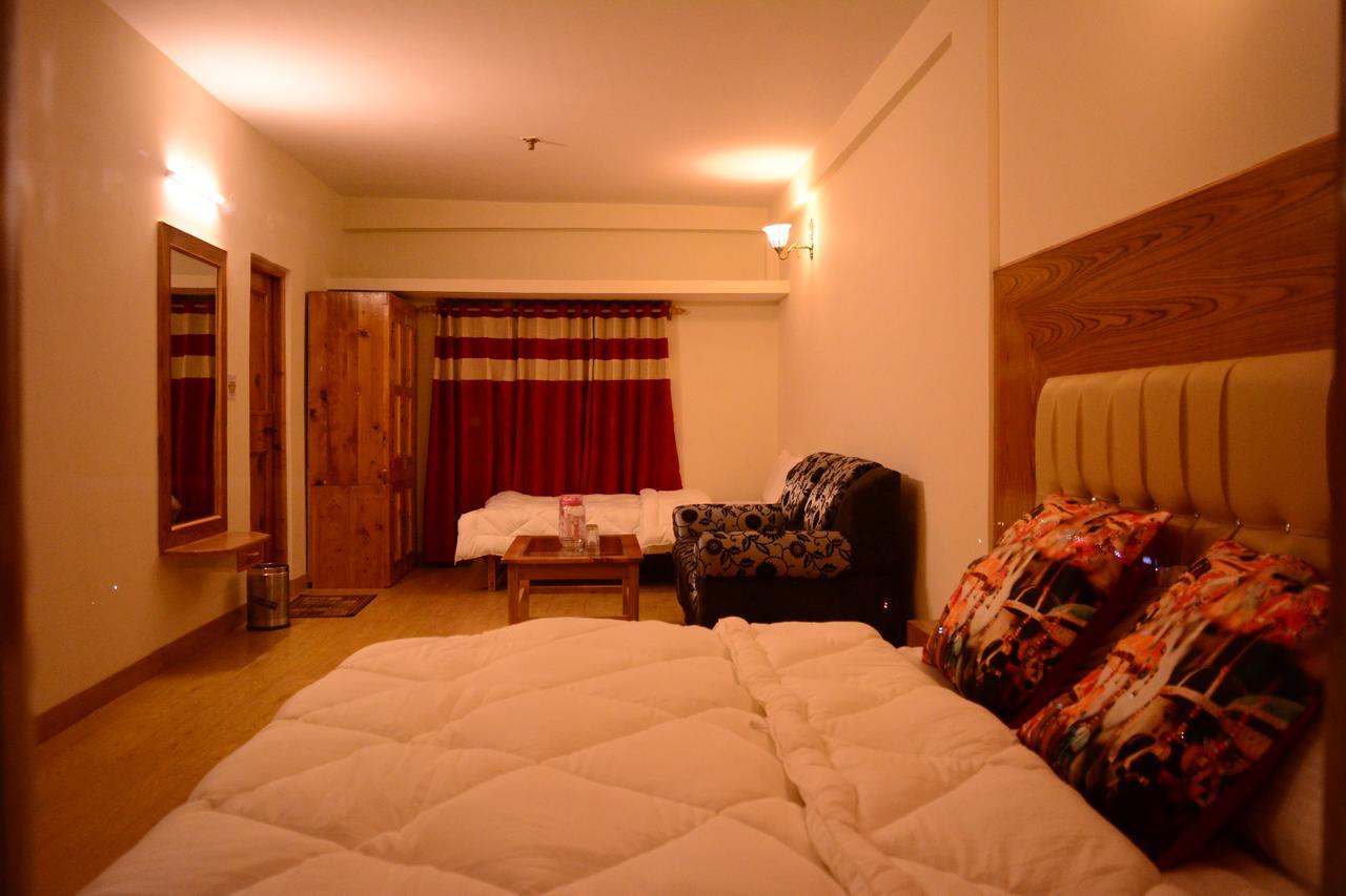 Ambika Bliss Bed & Breakfast Manali  Bagian luar foto